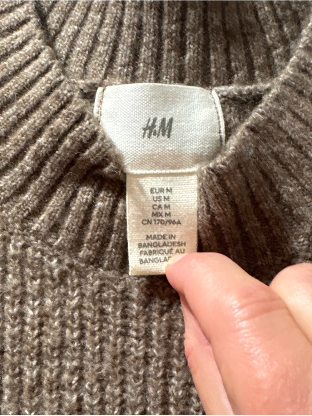 H&M Ribbed Knit Wool Blend Sweater in Warm Taupe M - Picture 2 of 7
